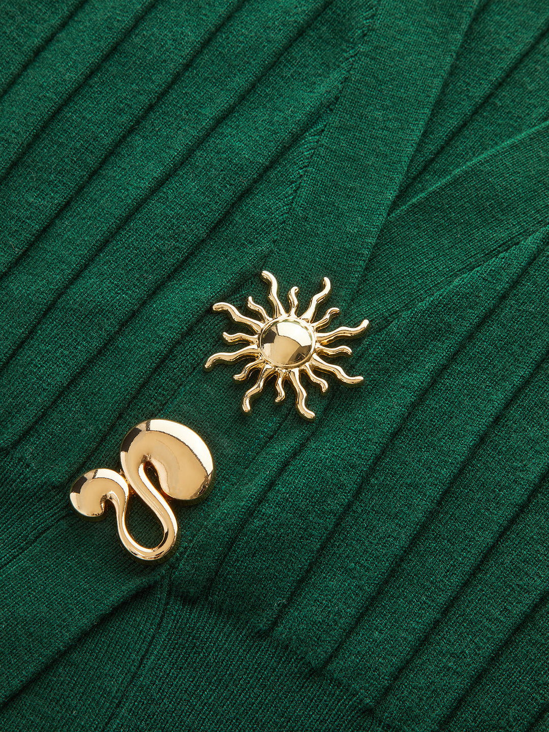 Metal Detail Cap Sleeve Ribbed Knit Vest